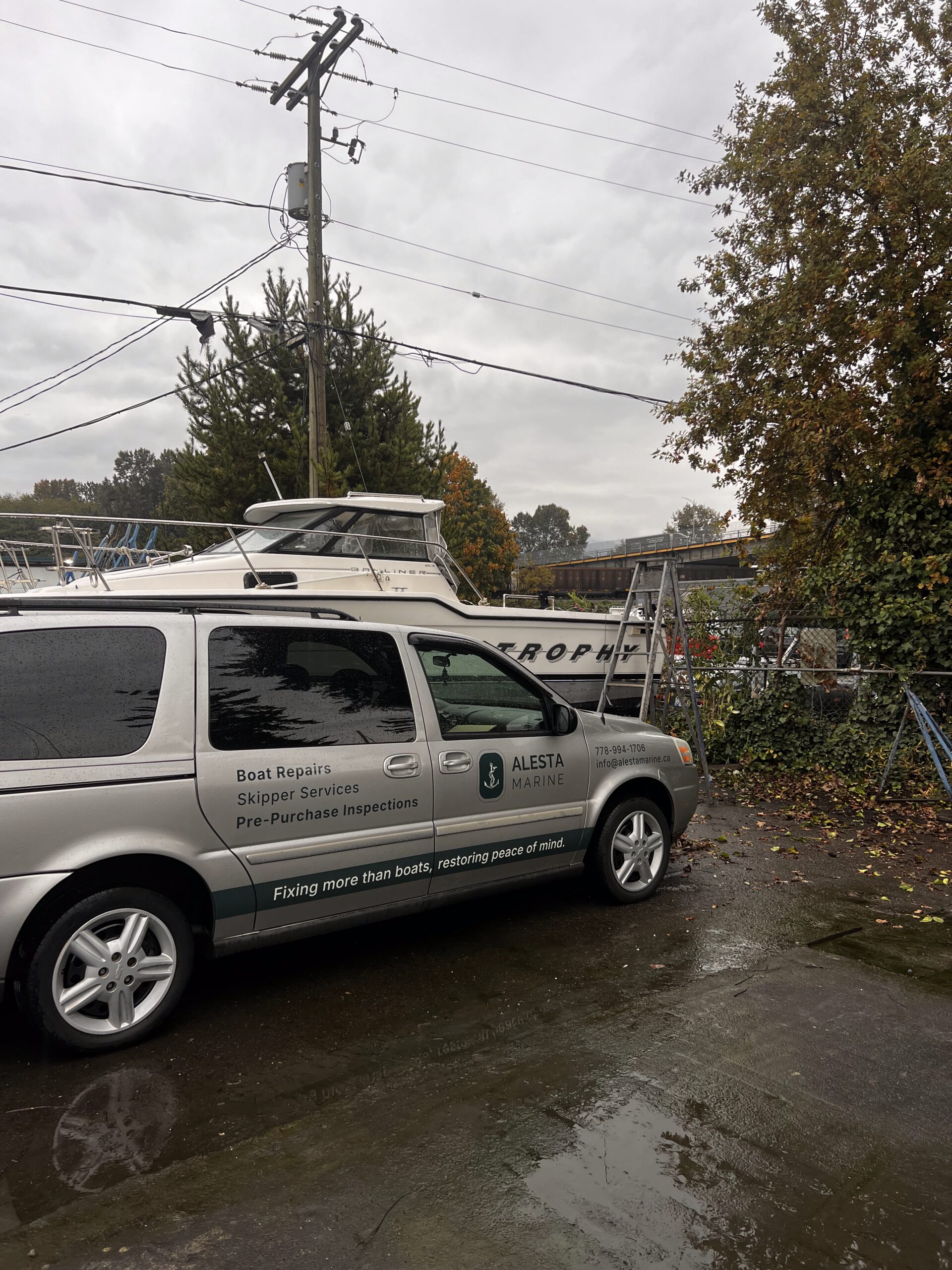 Looking for boat engine repair in Vancouver? Learn how marine engine problems are diagnosed and when professional repair prevents costly breakdowns.