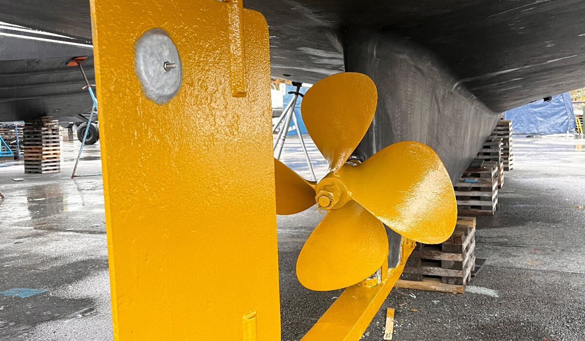 completed PellerClean propeller coating application with glossy finish